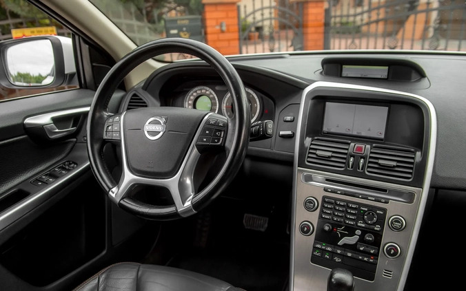 Volvo XC 60 cena 47900 przebieg: 246498, rok produkcji 2009 z Susz małe 631